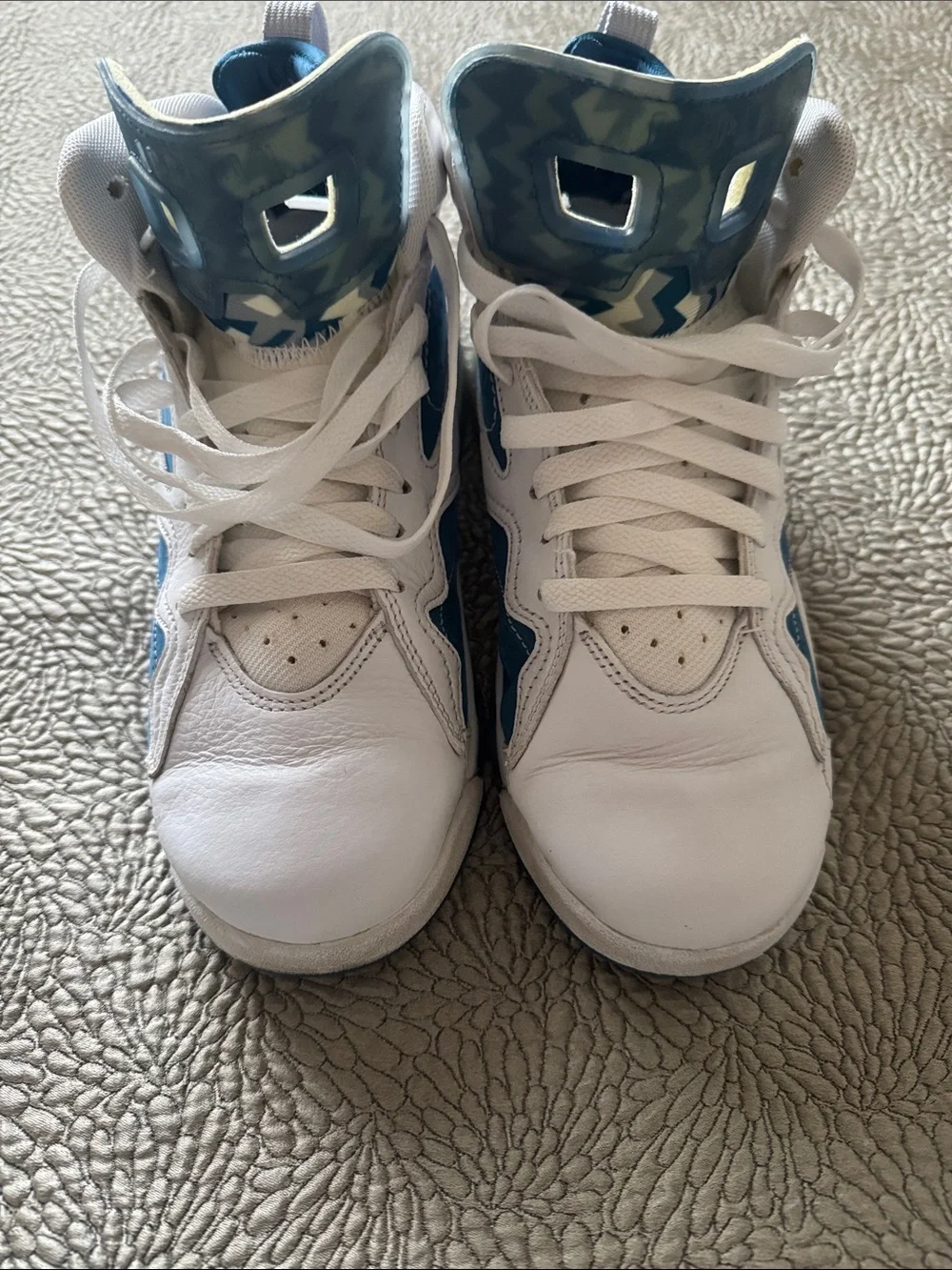 Jordan MVP (GS) Kids White and Blue High-Top Sneakers